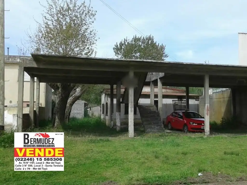 Venta casa a refaccionar sobre lote de 450m2. Calle 12 e/41 y 42 Santa Teresita