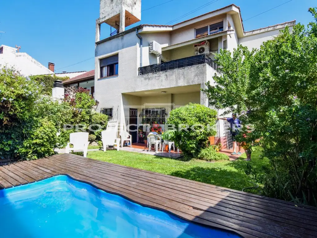 Casa en venta en Castelar