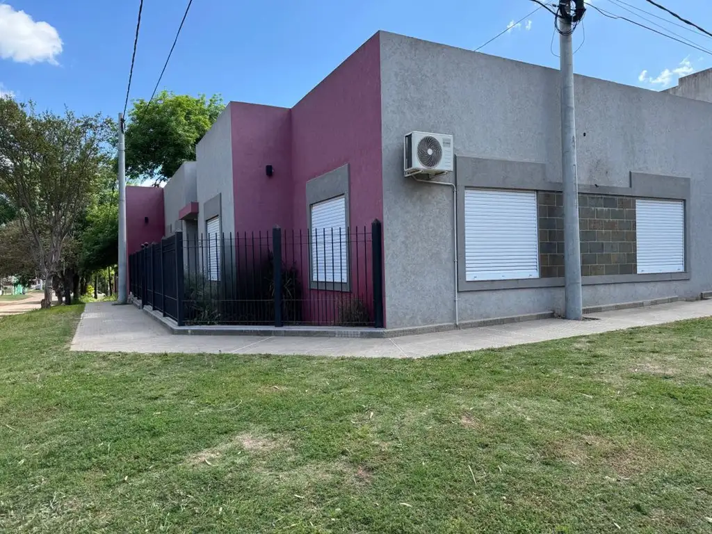 Vendo Casa con 3 habitaciones en Colón, Entre Ríos