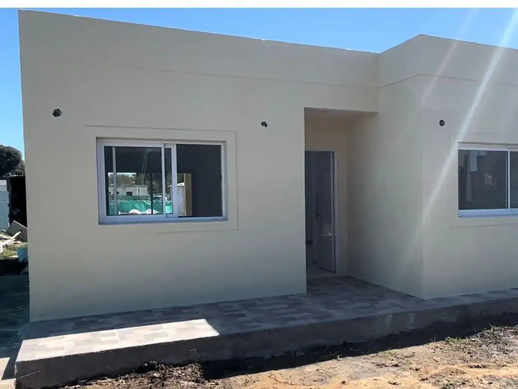 Venta Casa en Construcción 3 dormitorios, 4 ambientes -Pilar del Este