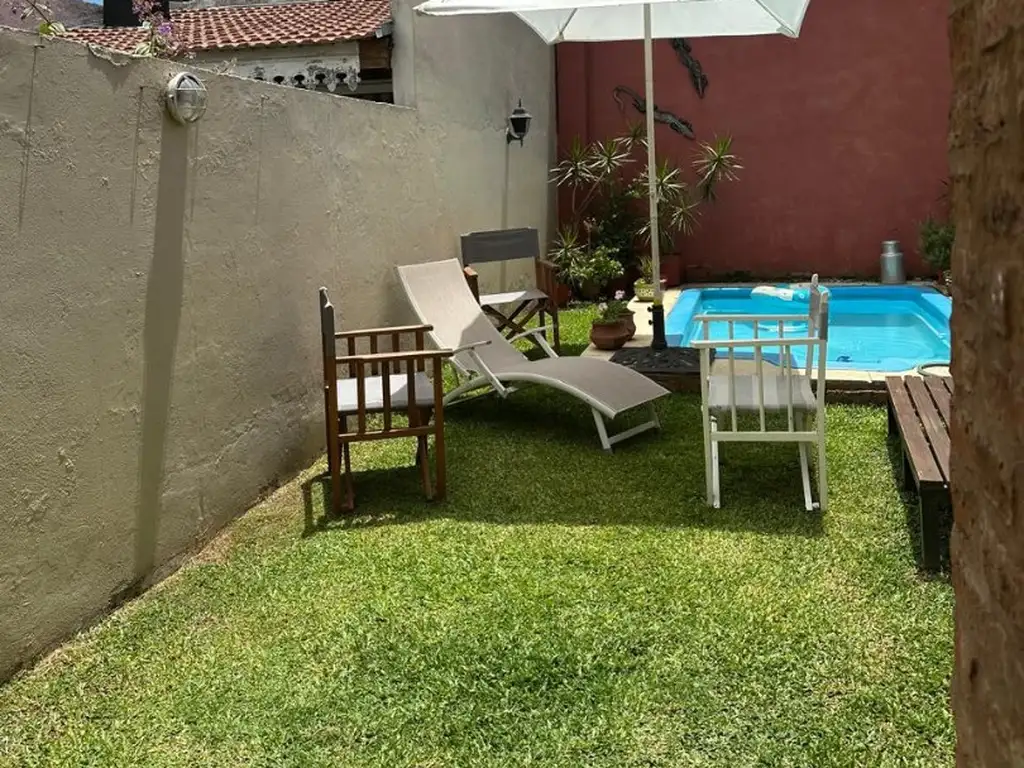 OPORTUNIDAD-RETASADO   DUPLEX 217 m2 TOTALES, DESARROLLADOS EN 3 PLANTAS