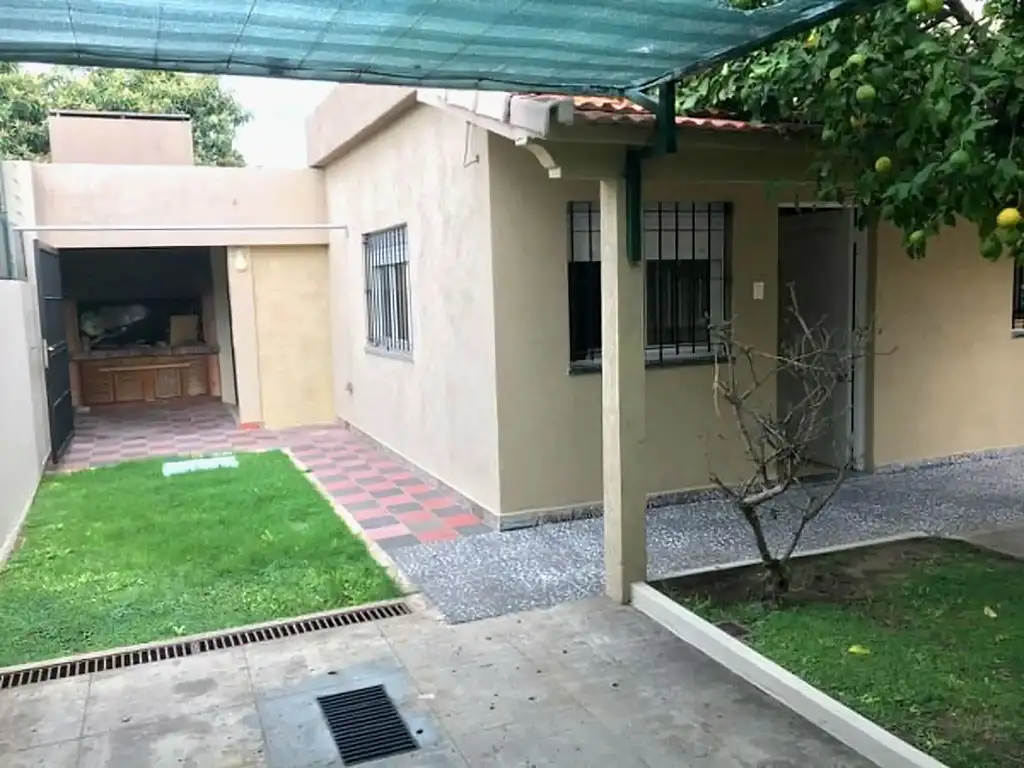 venta casa ph 3 amb en venta al fondo con cochera