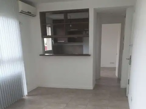 EXCELENTE DEPARTAMENTO DE 2 AMB CENTRO DE SAN JUSTO