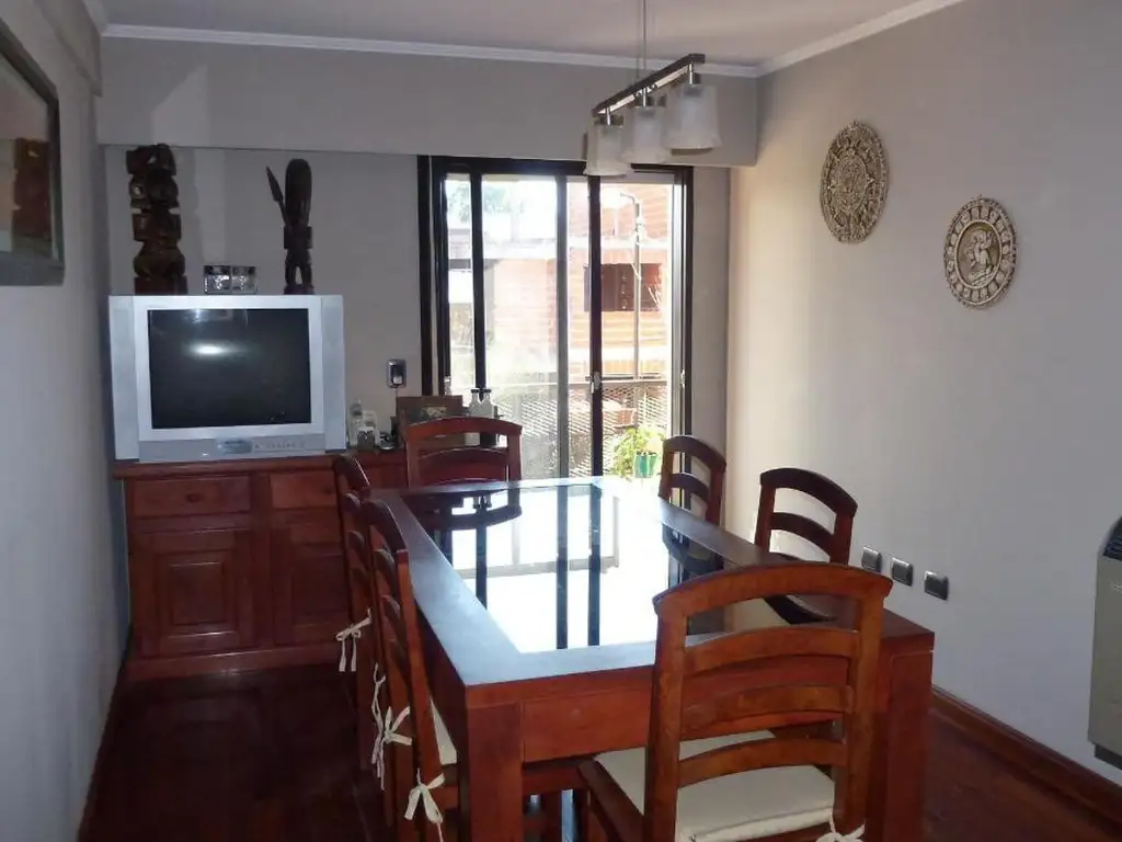 Departamento en venta - 2 dormitorios 1 baño - 42mts2 - Los Hornos