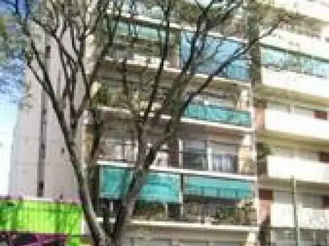 EXCELENTE DEPARTAMENTO 3 AMBIENTES  CONTRAFRENTE