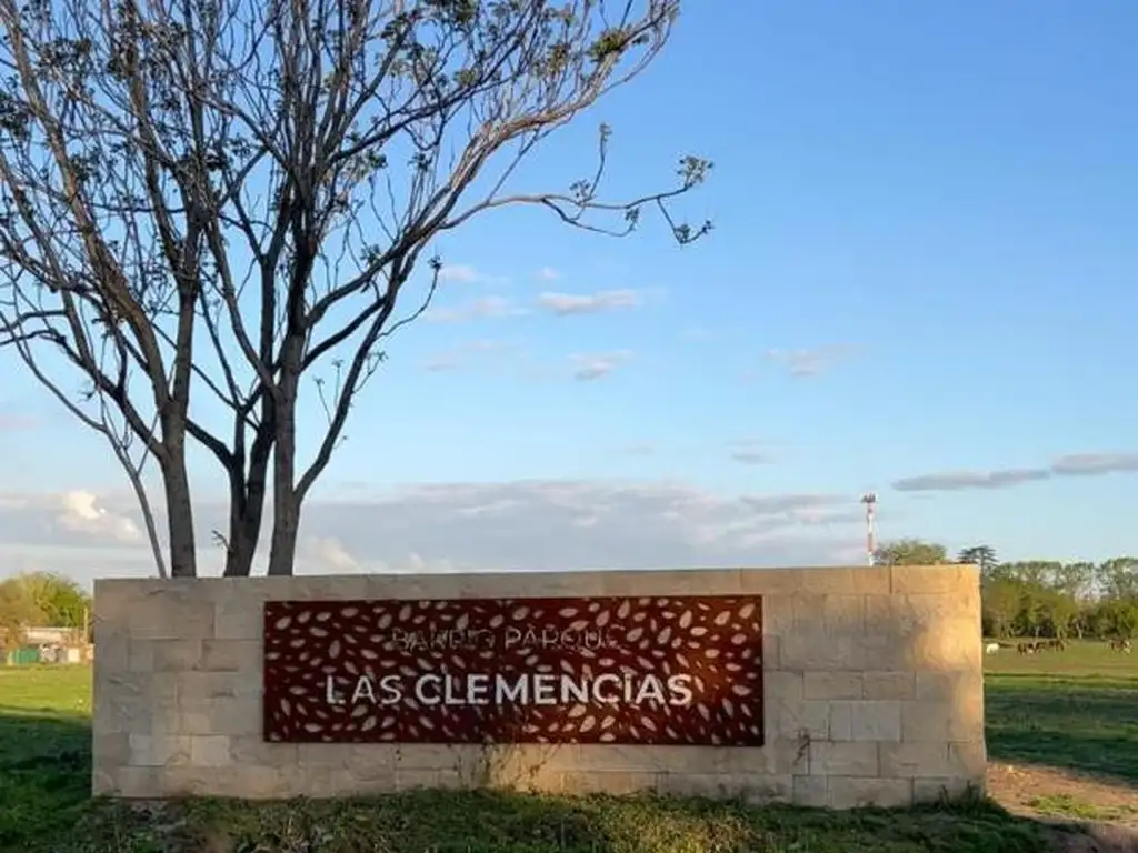 Barrio parque las clemencias lotes en venta en pesos Pilar