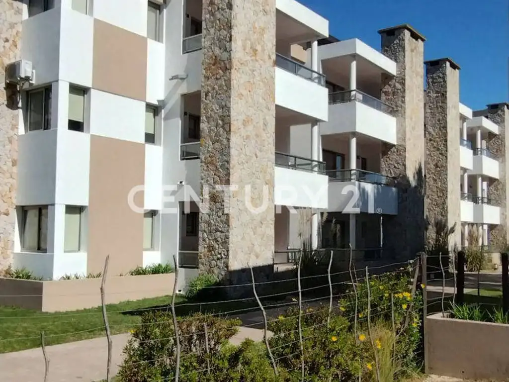 VENTA DE DEPARTAMENTO EN CONDOMINIO