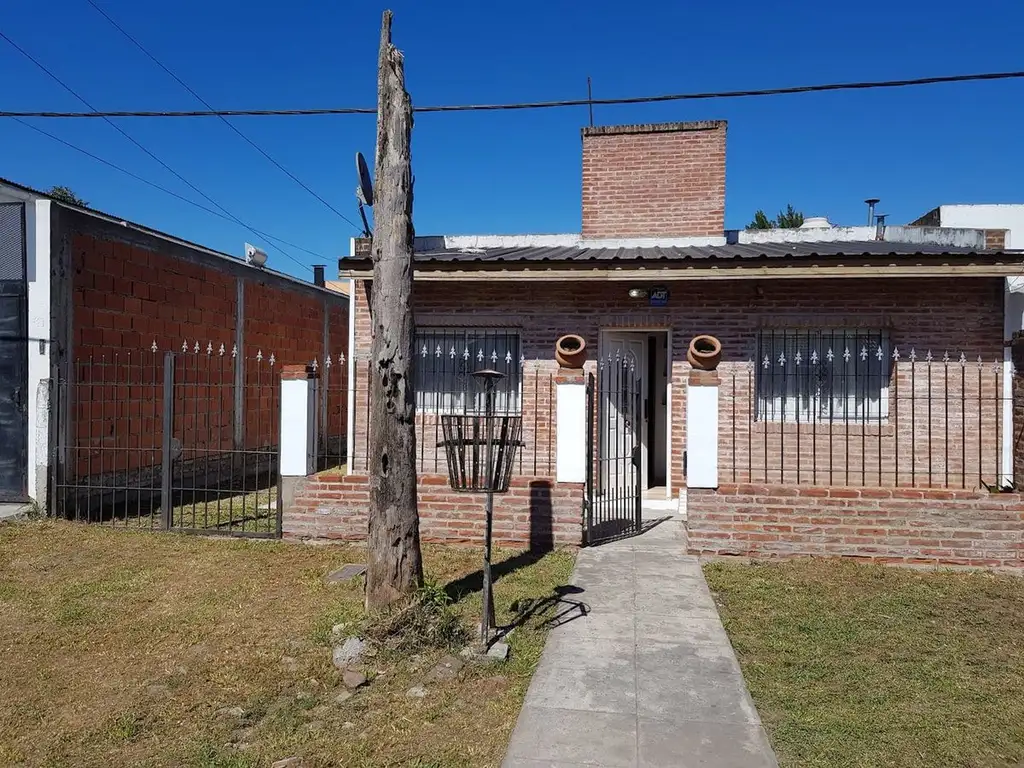 Casa en venta  Lisandro Olmos La Plata