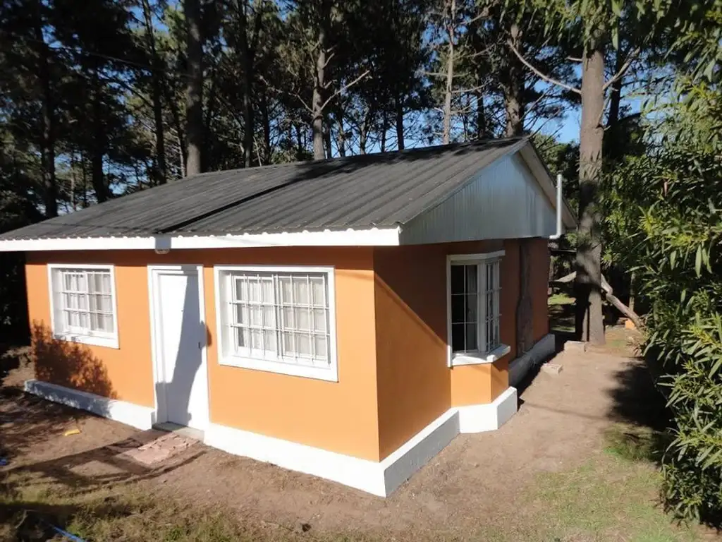 Casa en venta - 2 Dormitorios 1 Baño - 480Mts2 - Ostende, Pinamar