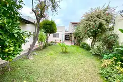 Venta Casa tipo PH en Padua con parque y jardín 