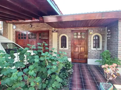 Casa en Venta en Ituzaingo - 4 ambientes