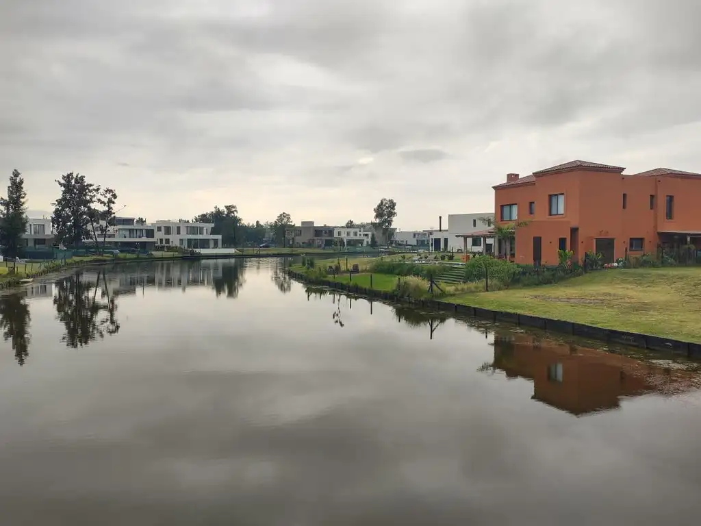 Terreno en Laguna Grande