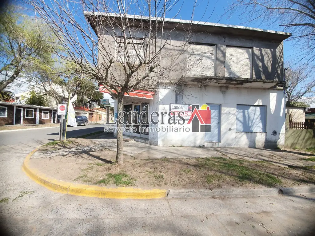 VENTA EN BLOCK - Local + 4 Departamentos - Lote Propio