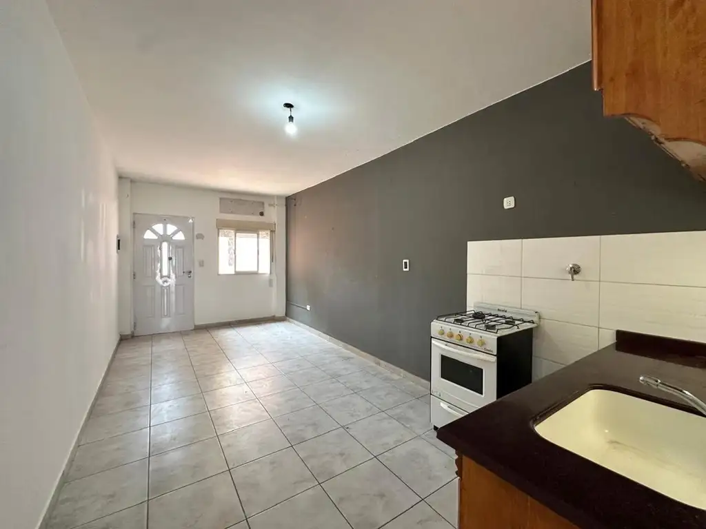 DEPARTAMENTO - 2 AMBIENTES EN MERLO SUR