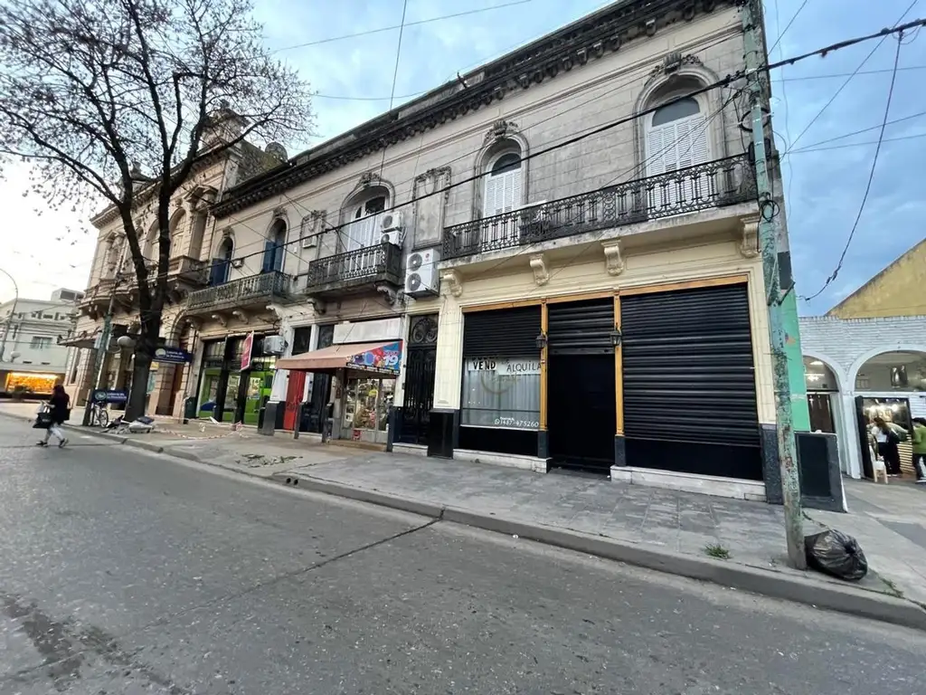 VENTA EN BLOCK - LOCAL COMERCIAL Y CASA