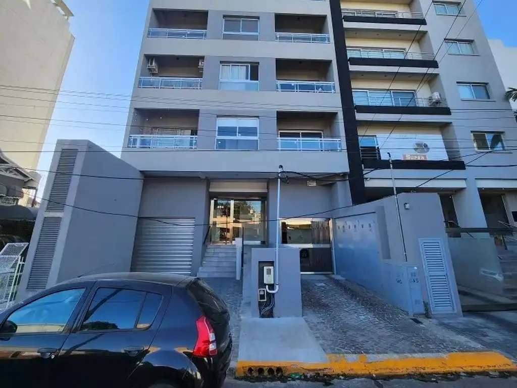 VENTA. Departamento 3 ambientes A ESTRENAR con cochera. BERAZATEGUI CENTRO