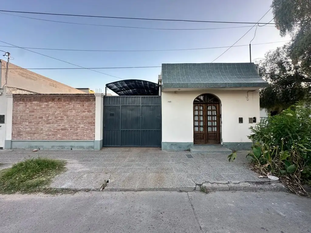 VENTA DE CASA EN BARRIO BELGRANO