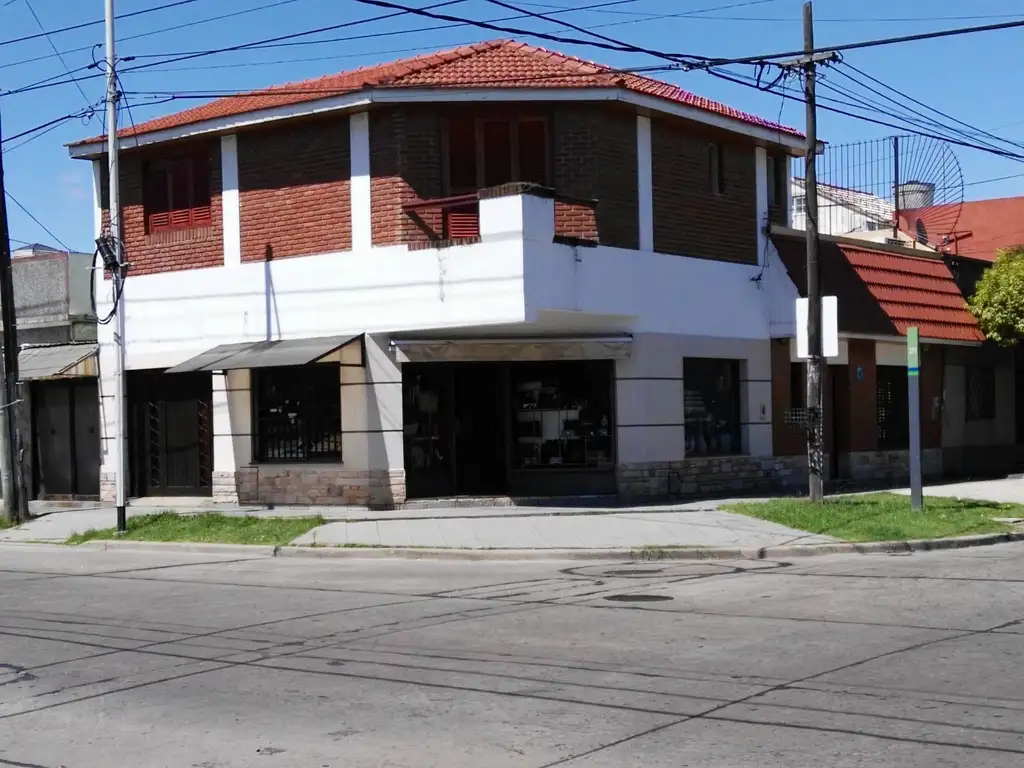 Casa en venta en DE LA PEÑA 800 - Wilde - Argenprop