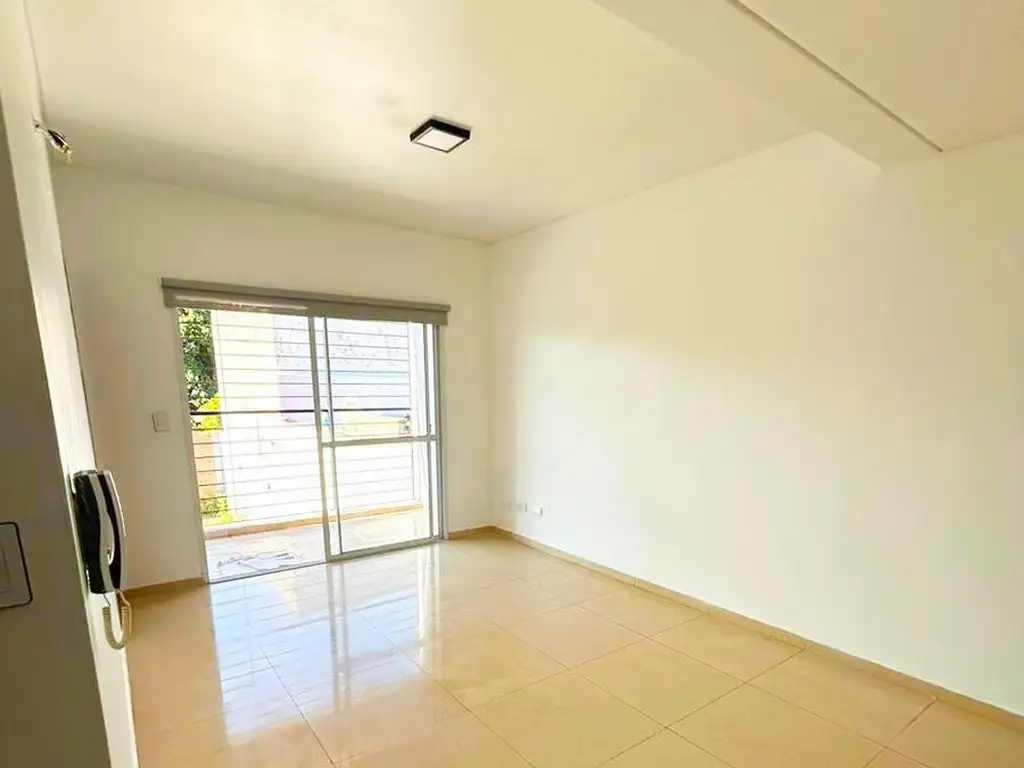 Venta, Departamento, 2 ambientes, Balcón, Villa Ballester.