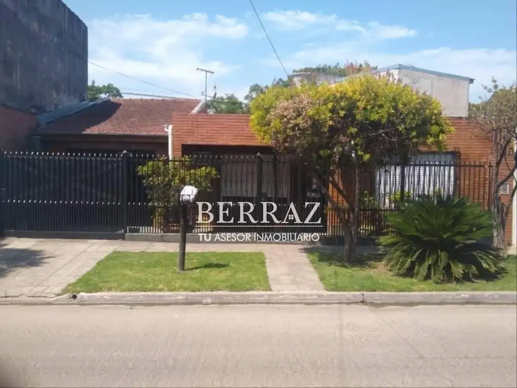 Casa en venta 5 ambientes en Malvinas Argentinas Grand Bourg de 400 m2