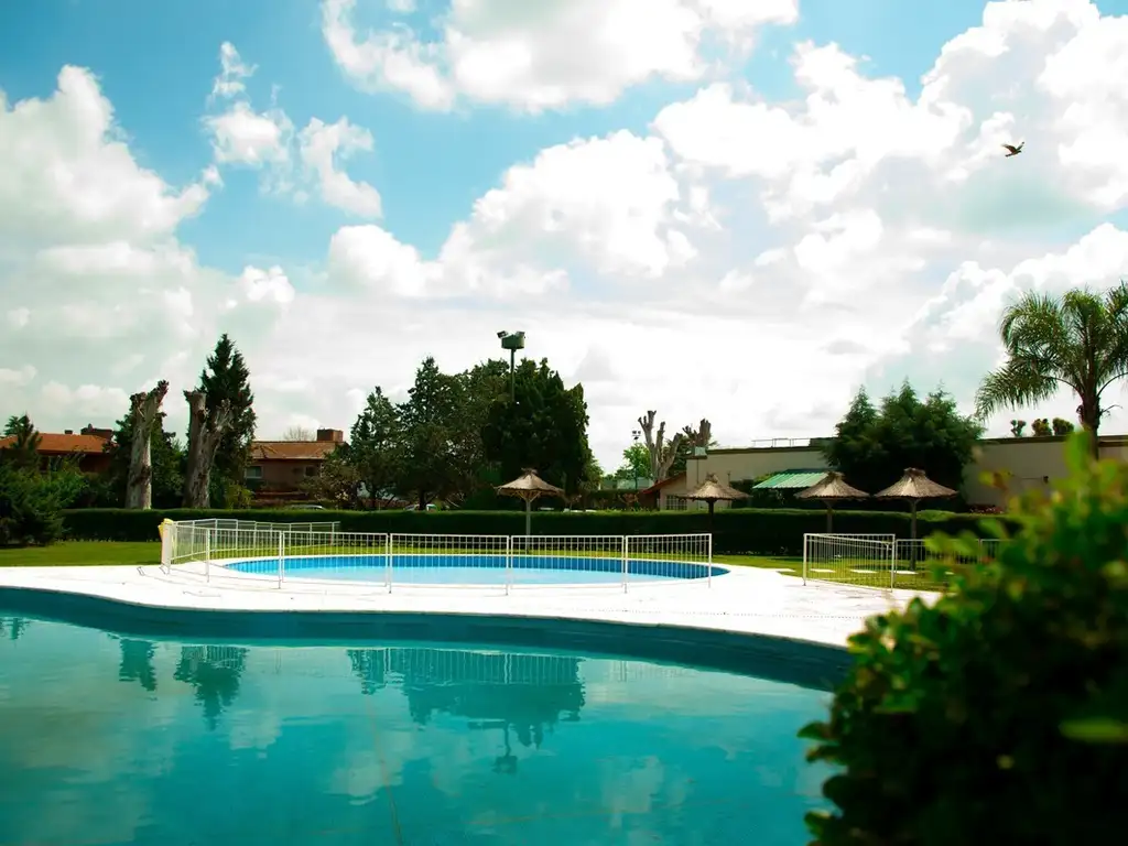 Áreas comunes piscina, gimnasio, club-house, juegos en Campo Chico