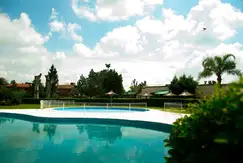 Áreas comunes piscina, gimnasio, club-house, juegos en el Country Club, Campo Chico