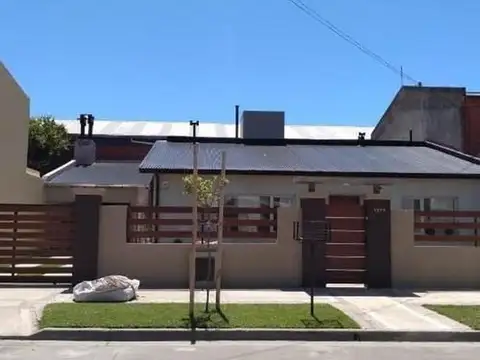 Moderna Casa En Venta En Excelente Ubicacion