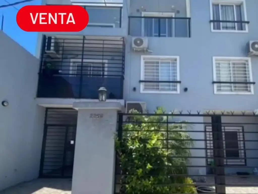 Venta Departamento de 2 ambientes con balcón