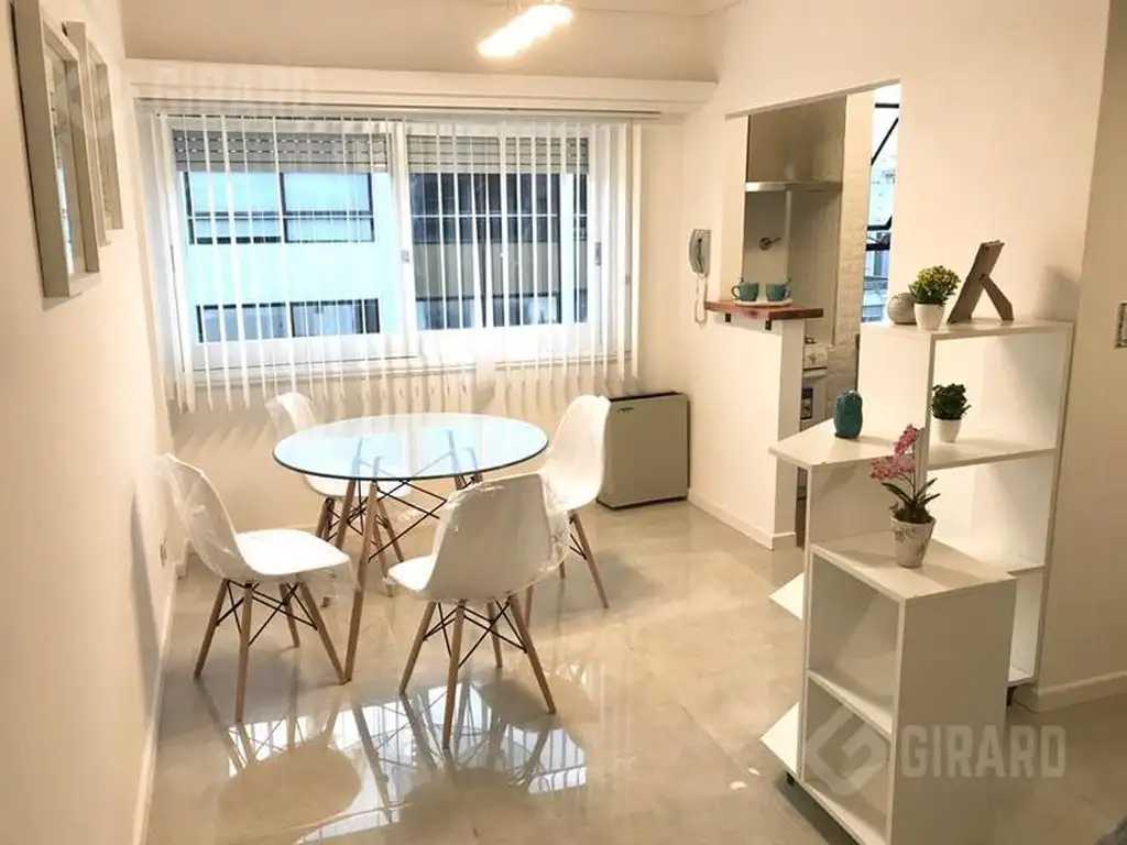 #Hermoso departamento de 1 amb. a la calle totalmente reciclado.