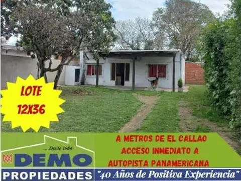 Casa con amplio lote