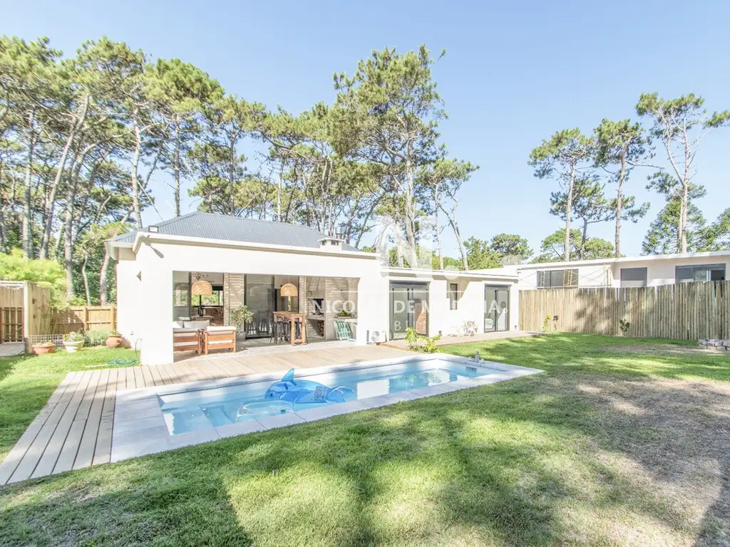 Casa de 4 dormitorios en San Rafael, Punta del este