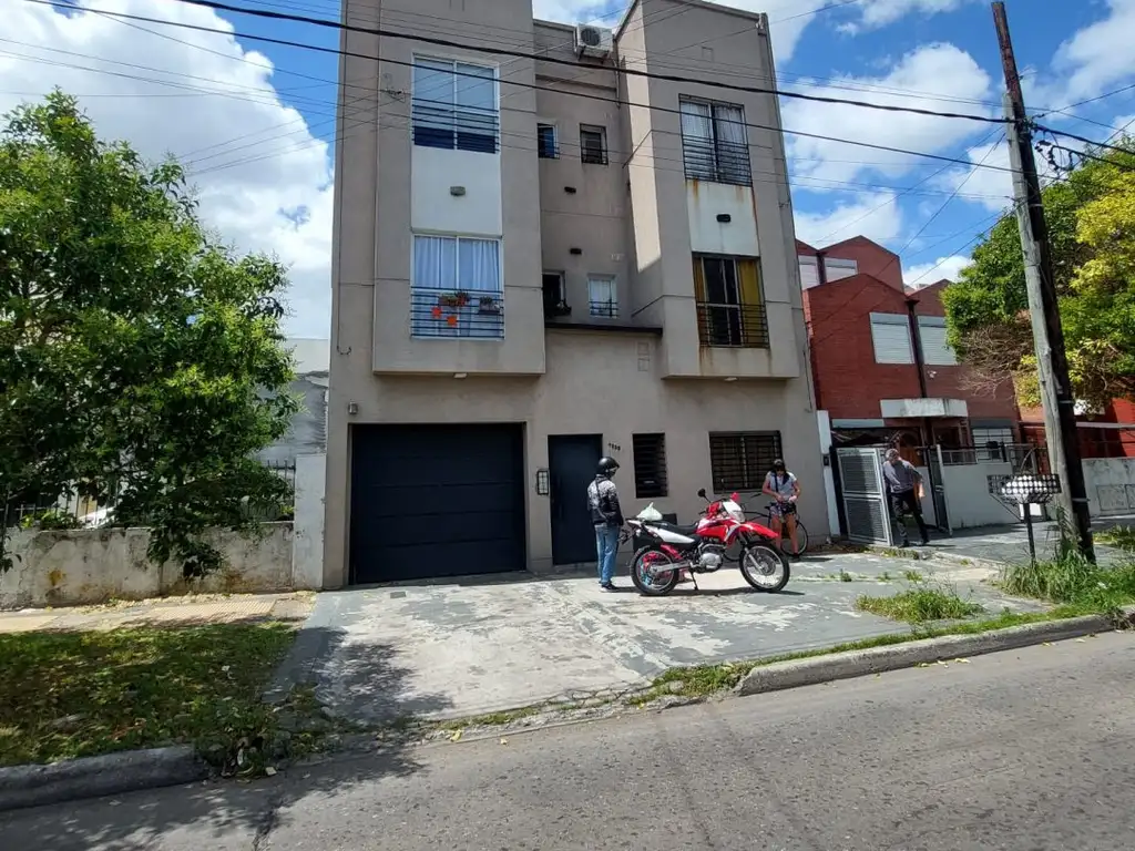 Departamento - Venta - Argentina, Lanús - MANUEL OCAMPO 1200