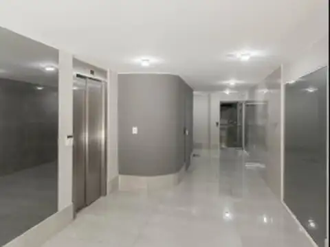 Venta Departamento 2 Dormitorios con Cochera Pileta Solarium Quincho