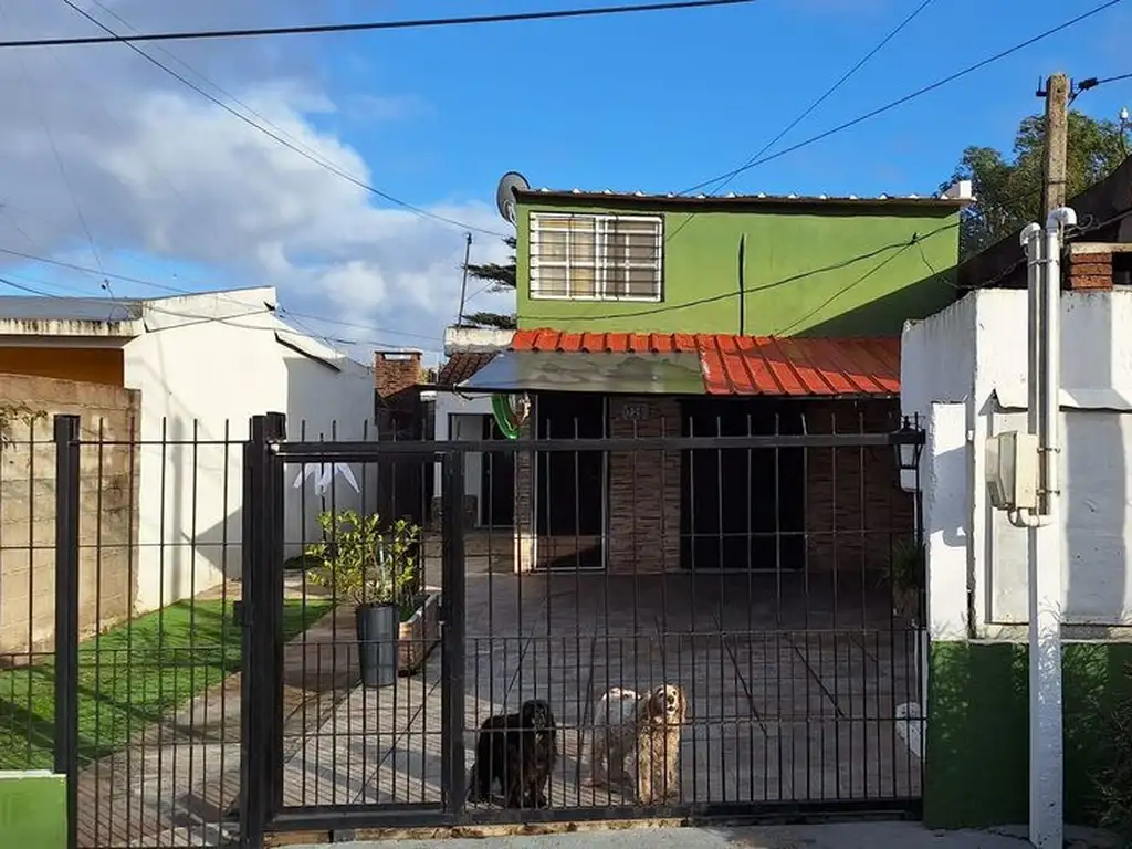 Venta de Casas en Las Piedras 2 dorm c/u