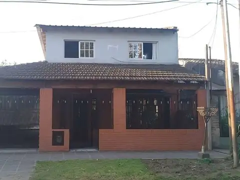 VENTA CASA GRANDE EN JOSE C PAZ