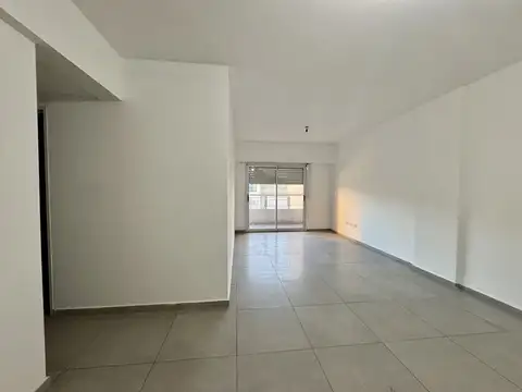 Av La Plata 3400