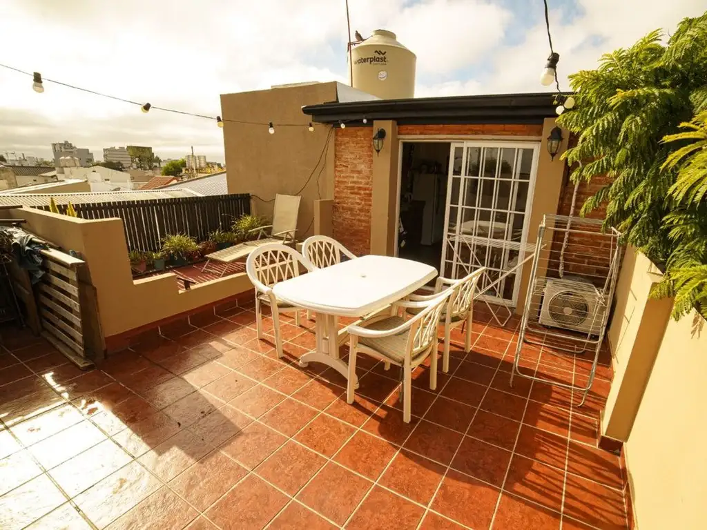 Venta PH en Liniers, 4 ambientes, terraza, balcon!