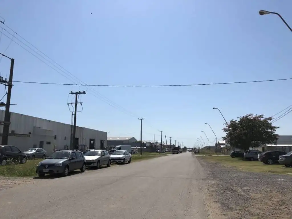 Terreno en Parque Industrial Villa Gobernador Galvez