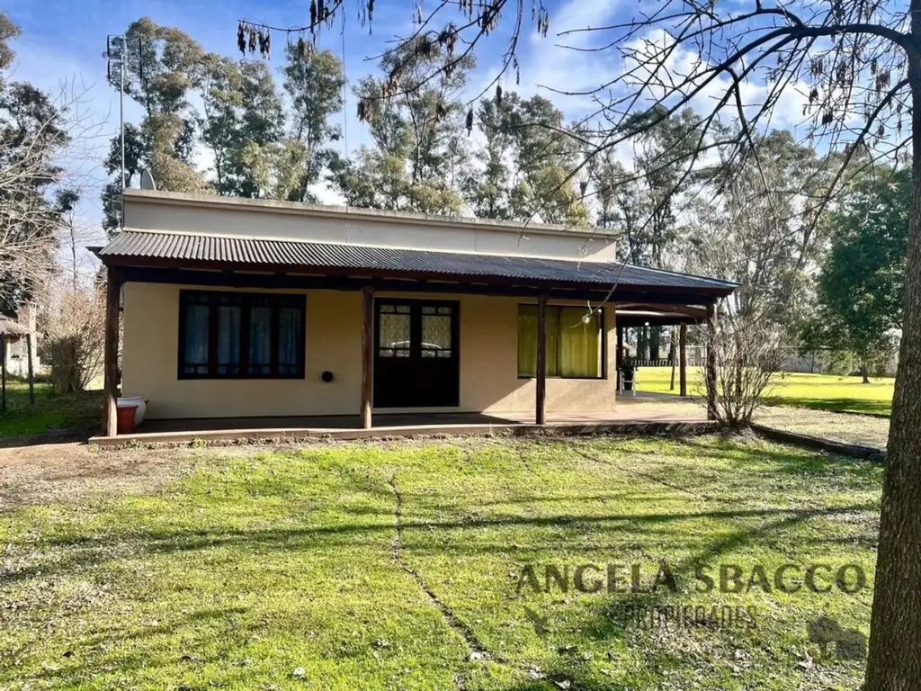 Hermosa Casa quinta en Barrio parque Jularo. APTO CREDITO!