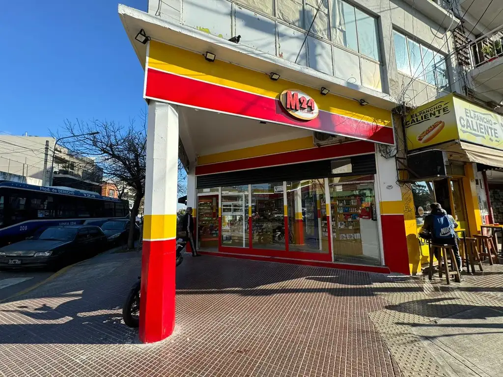 SE VENDEN DOS LOCALES EN BLOCK EN LA AVENIDA LOPE DE VEGA (VILLA DEVOTO).