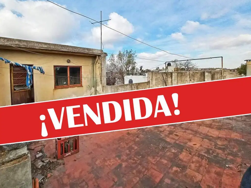 Venta Casa Lote Propio 3 Plantas 6 Ambientes con Patio, Terraza, Garage y mas, en Parque Avellaneda