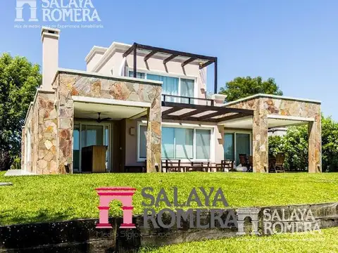 Venta y Alquiler  Excelente Casa  de 5 Ambientes  Isla Santa Monica