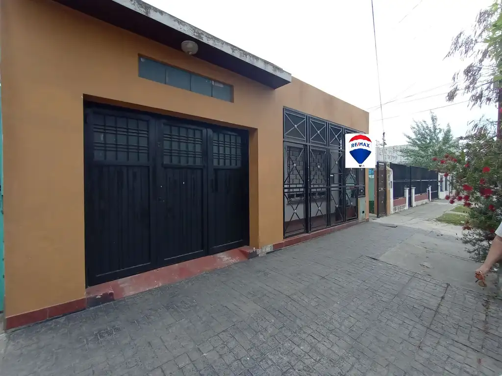 venta Casa multifamiliar con departamento Moron