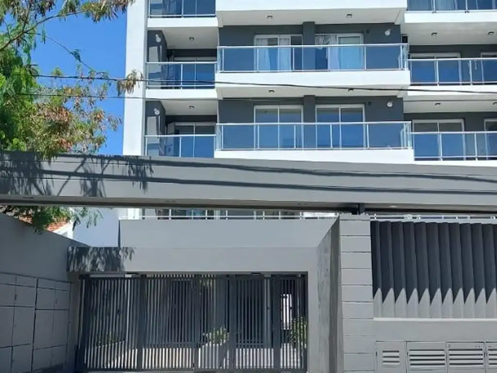 Se vende depto en Torre NUX INN con cochera