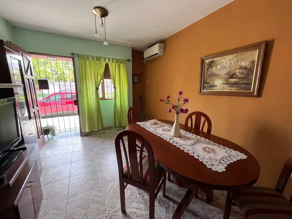 DUPLEX 4 AMBIENTES C/PATIO Y COCHERA APTO CREDITO