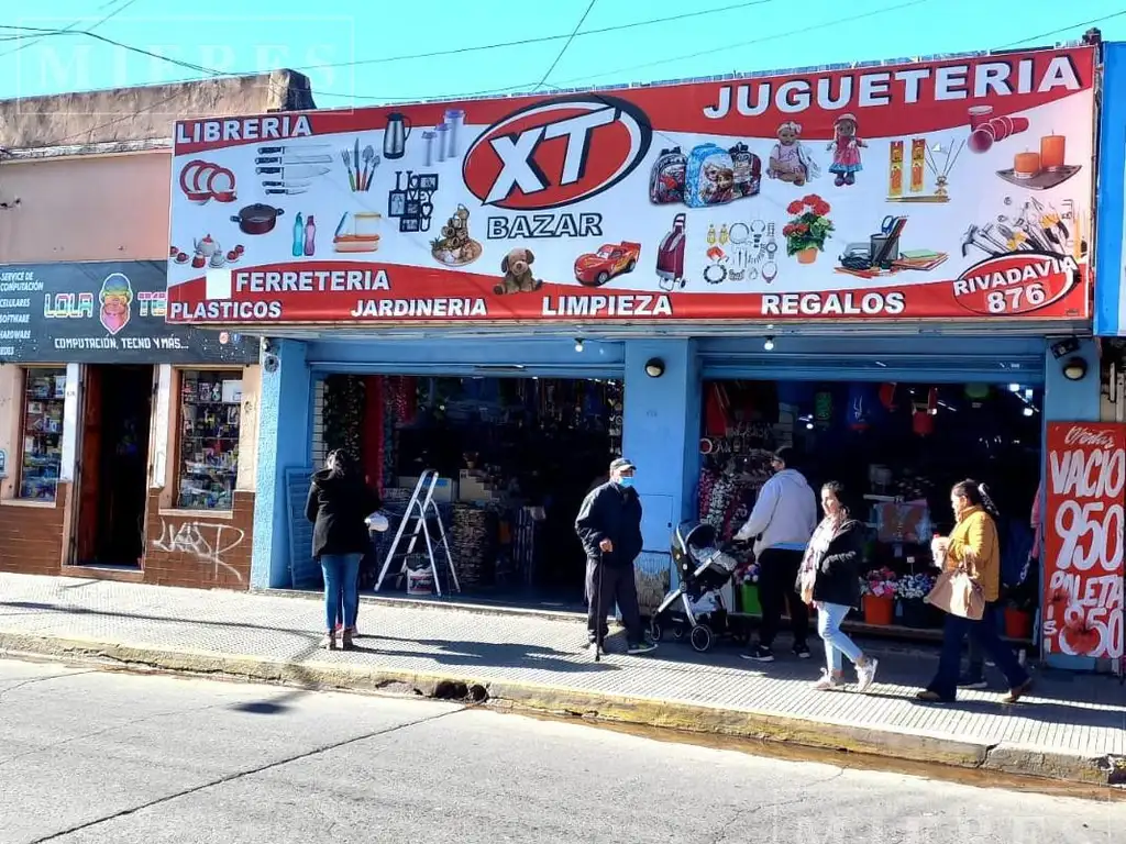 Local comercial en venta con Renta en Pilar Centro