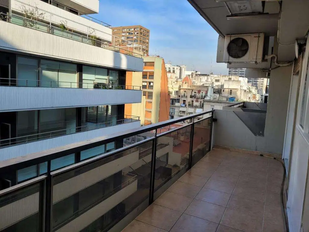 Venta Departamento 2 Ambientes 56 m² Esmeralda 1000 Cochera y baulera