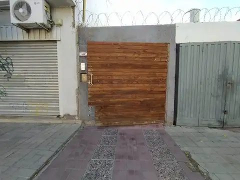 VENTA DE CASA A RECICLAR EN DORREGO