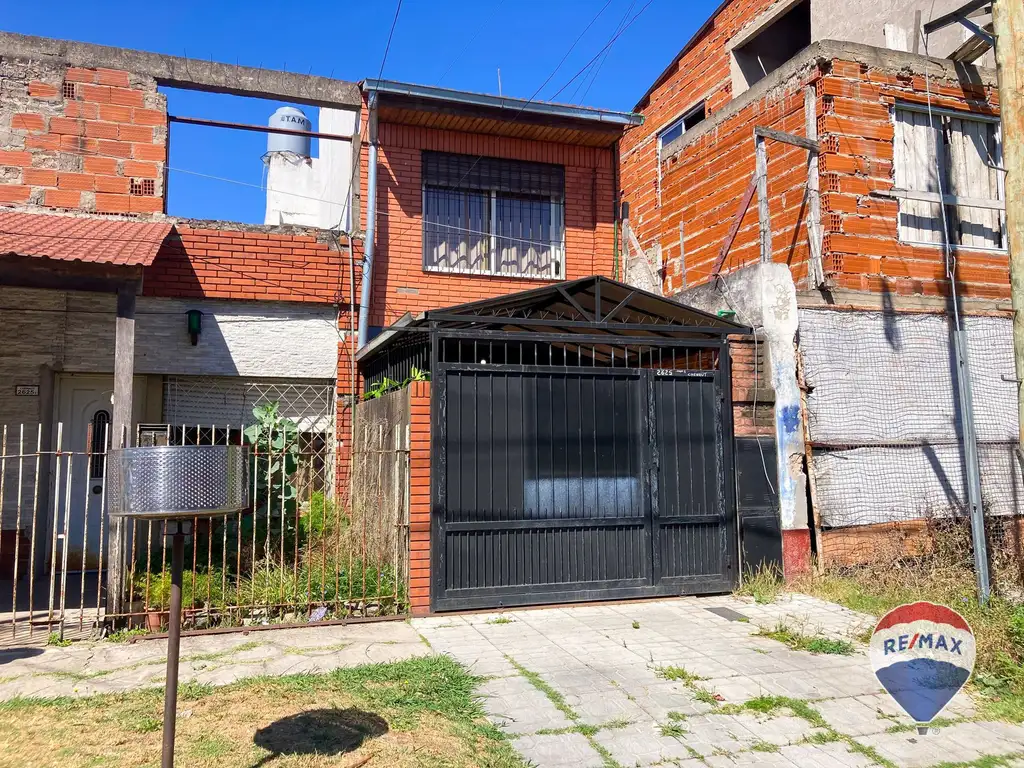 PH 3 AMBIENTES EN VENTA SAN JUSTO TIPO CASA