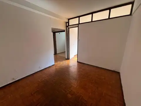 DEPARTAMENTO 4 AMBIENTES - CONTRAFRENTE - APTO PROFESIONAL